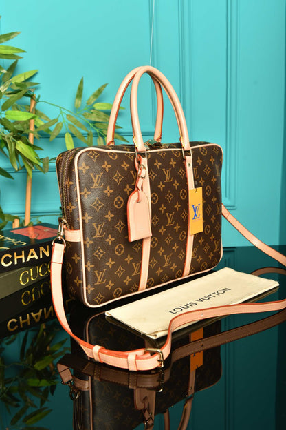 LVS-Porte Documents Voyage PM