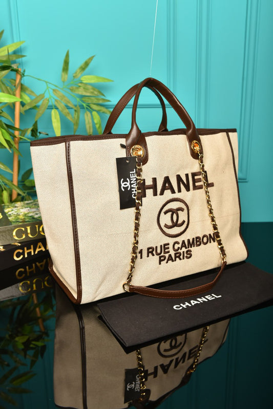 CH - 31 Rue Cambon Maxi Shopping Bag