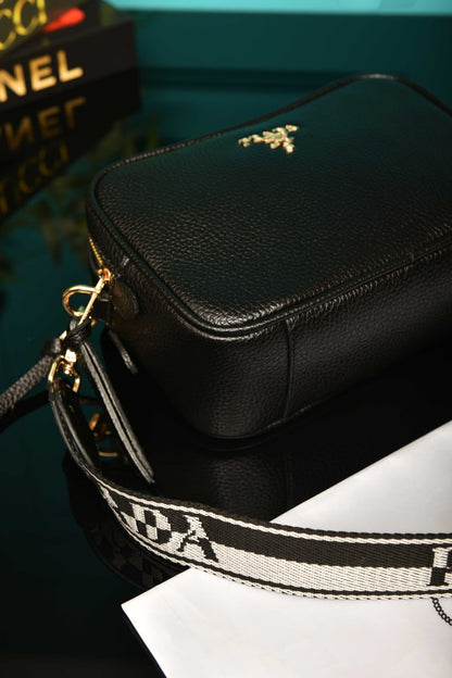 PRD - Textured Camera Bag