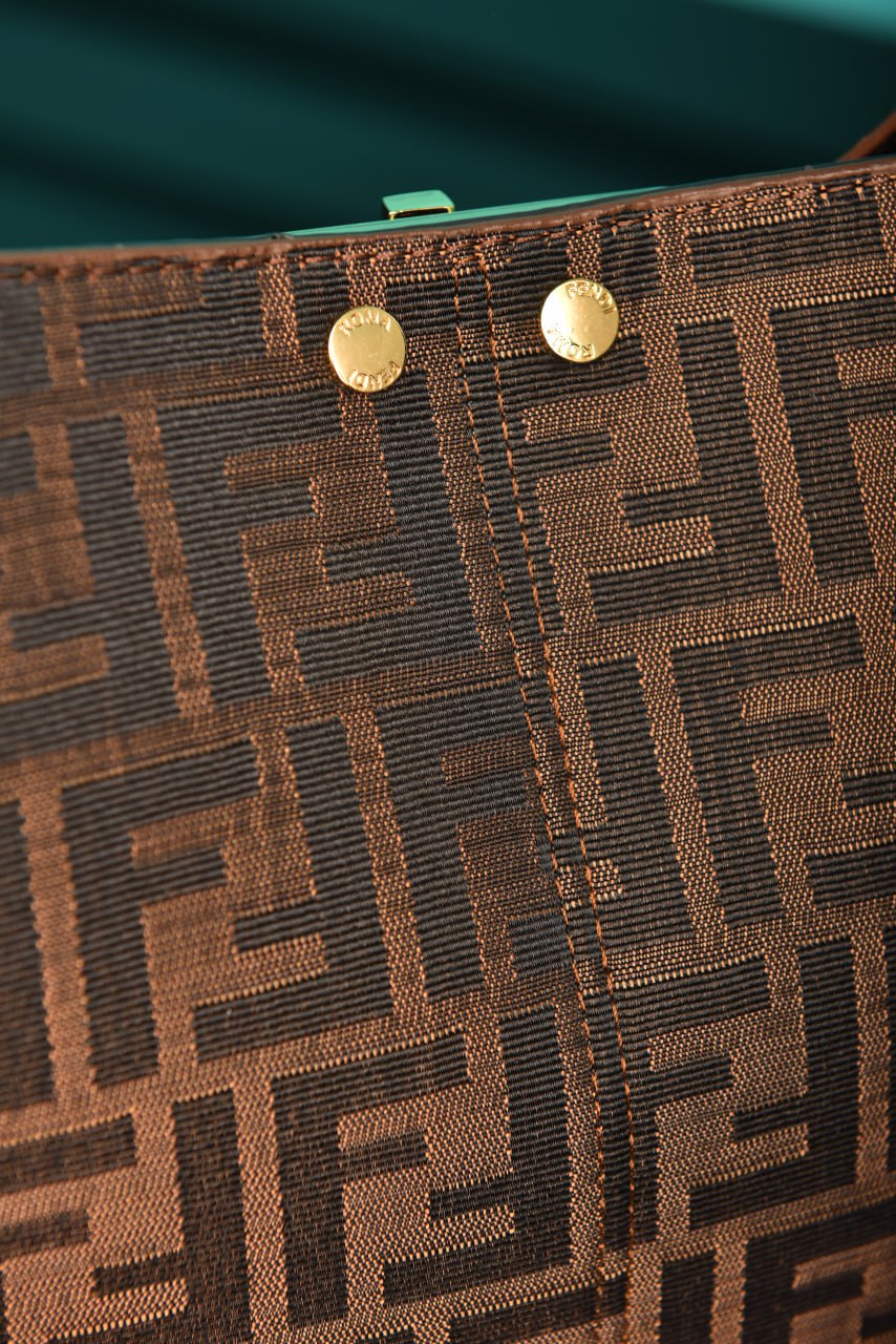 FND1 - Peekaboo Soft Medium