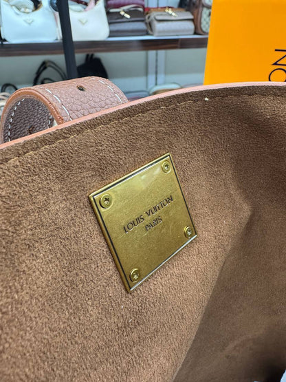 LVS- Low Key Cabas MM