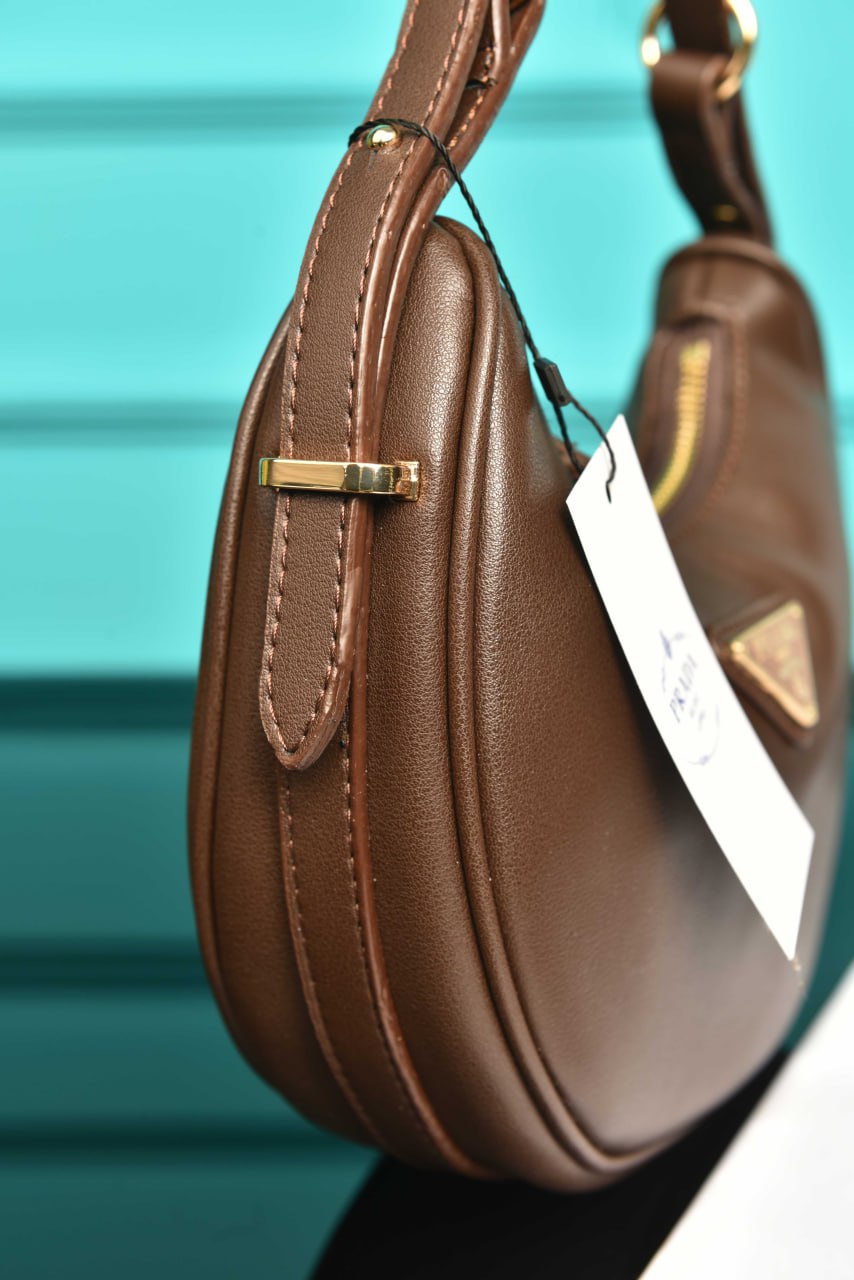 PRD - Arque Small Leather Shoulder Bag