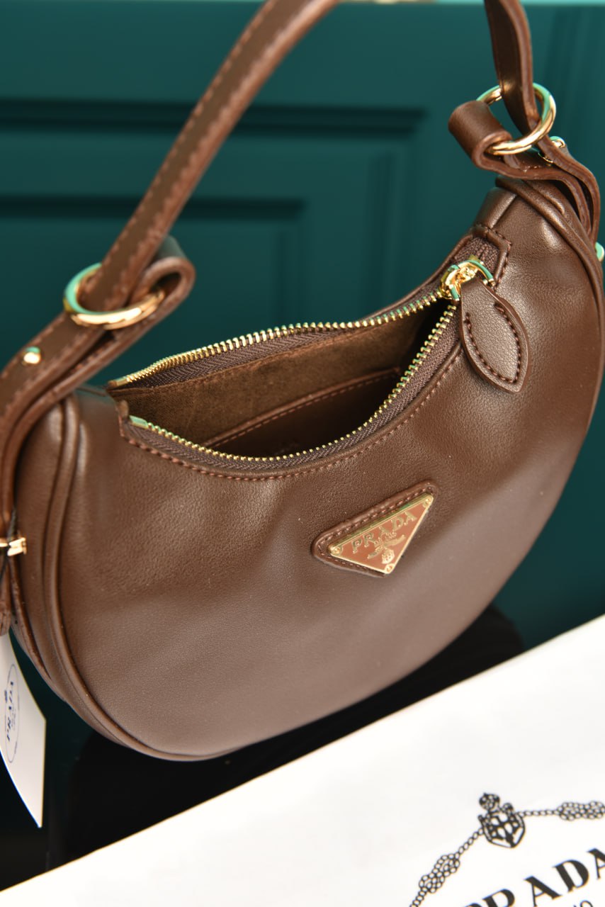 PRD - Arque Small Leather Shoulder Bag