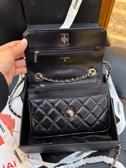 CH- Flap Bag - Black