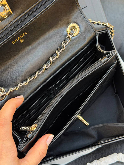 CH- Flap Bag - Black
