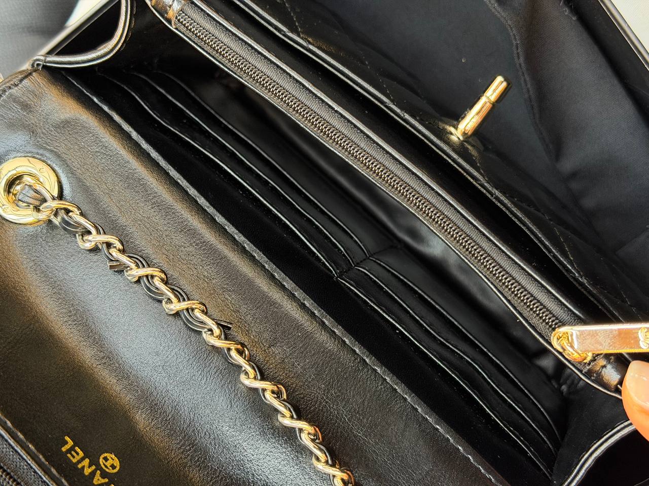 CH- Flap Bag - Black