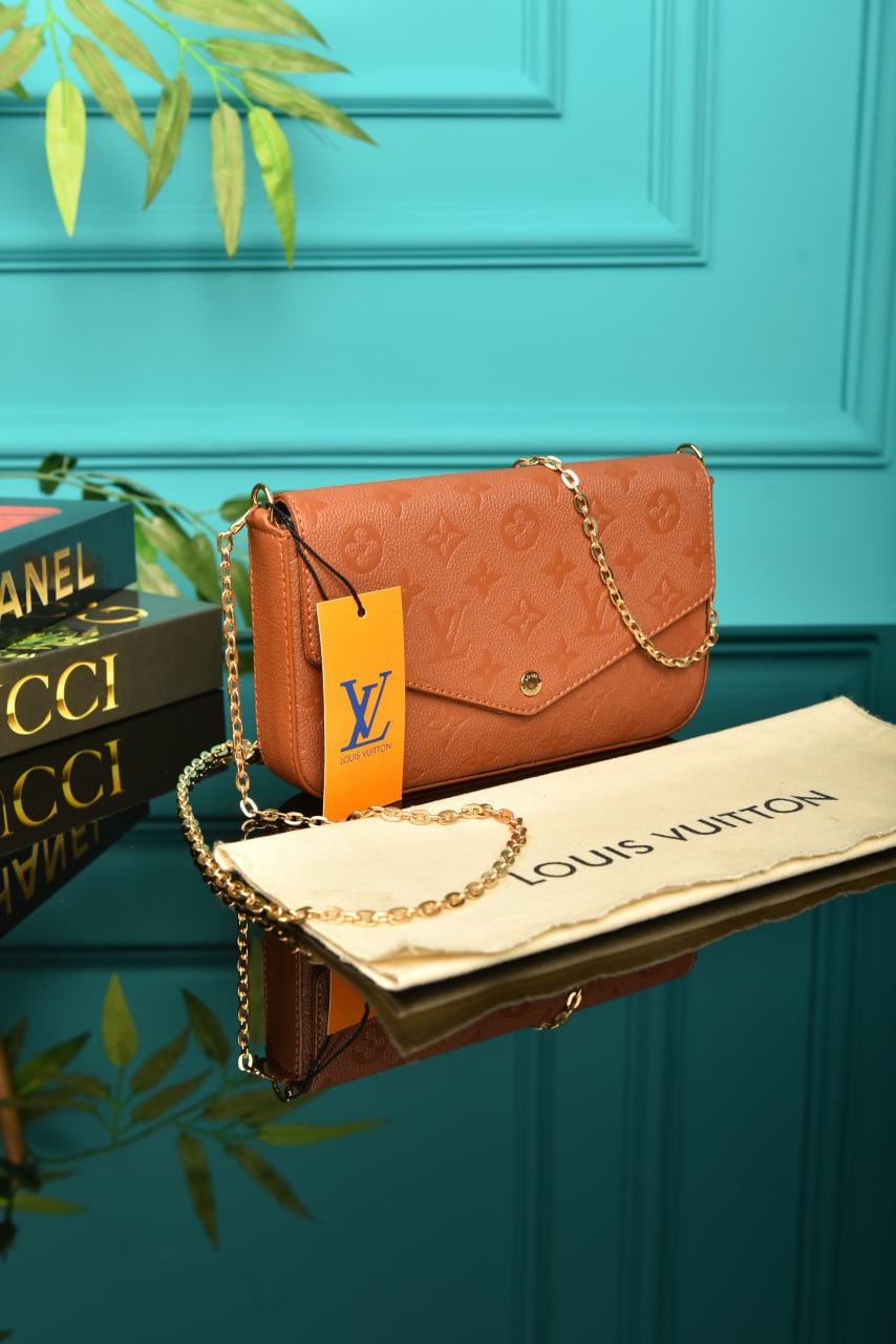 LVS - Felicie Pochette
