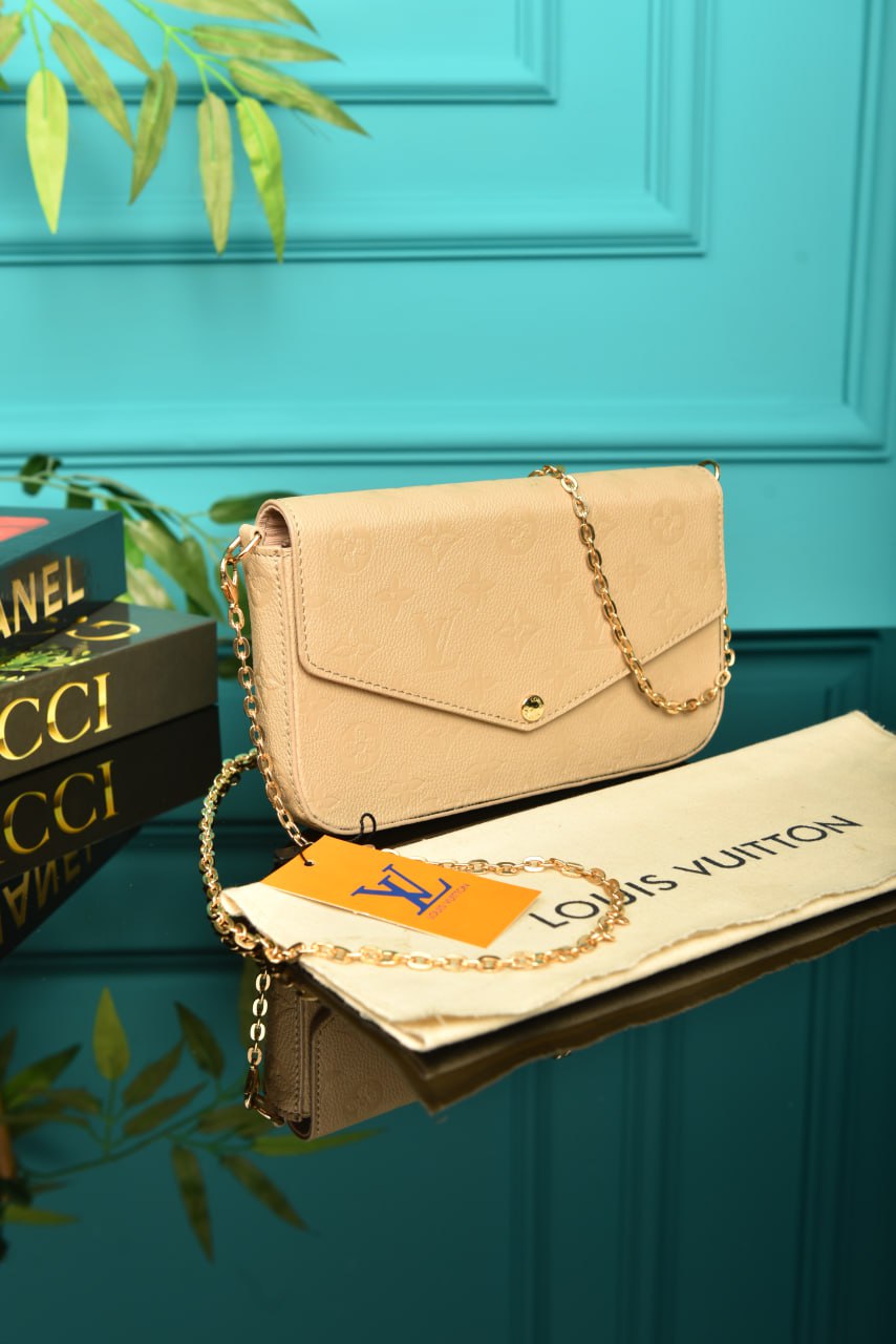 LVS - Felicie Pochette