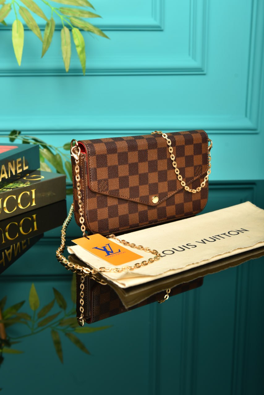 LVS - Felicie Pochette