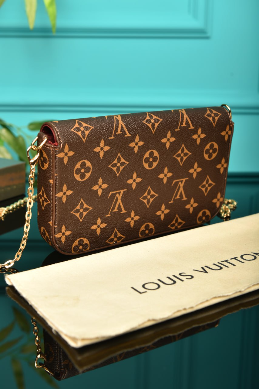 LVS - Felicie Pochette
