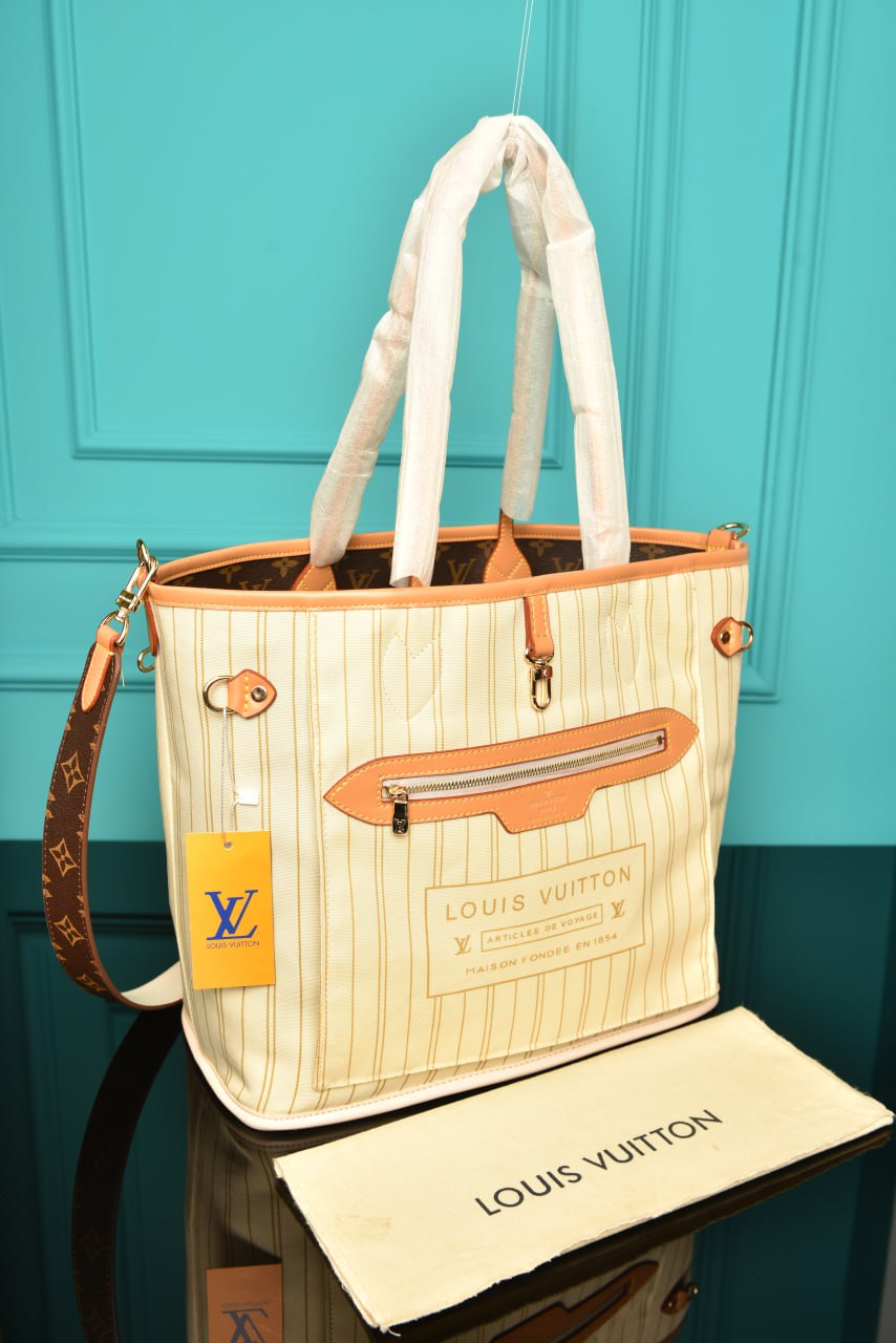 LVS- Neverfull Bandouliere Inside Out MM