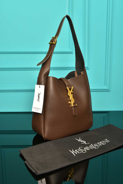 YSI-Le 5 A 7 Supple Small in Suede