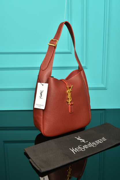 YSI-Le 5 A 7 Supple Small in Suede