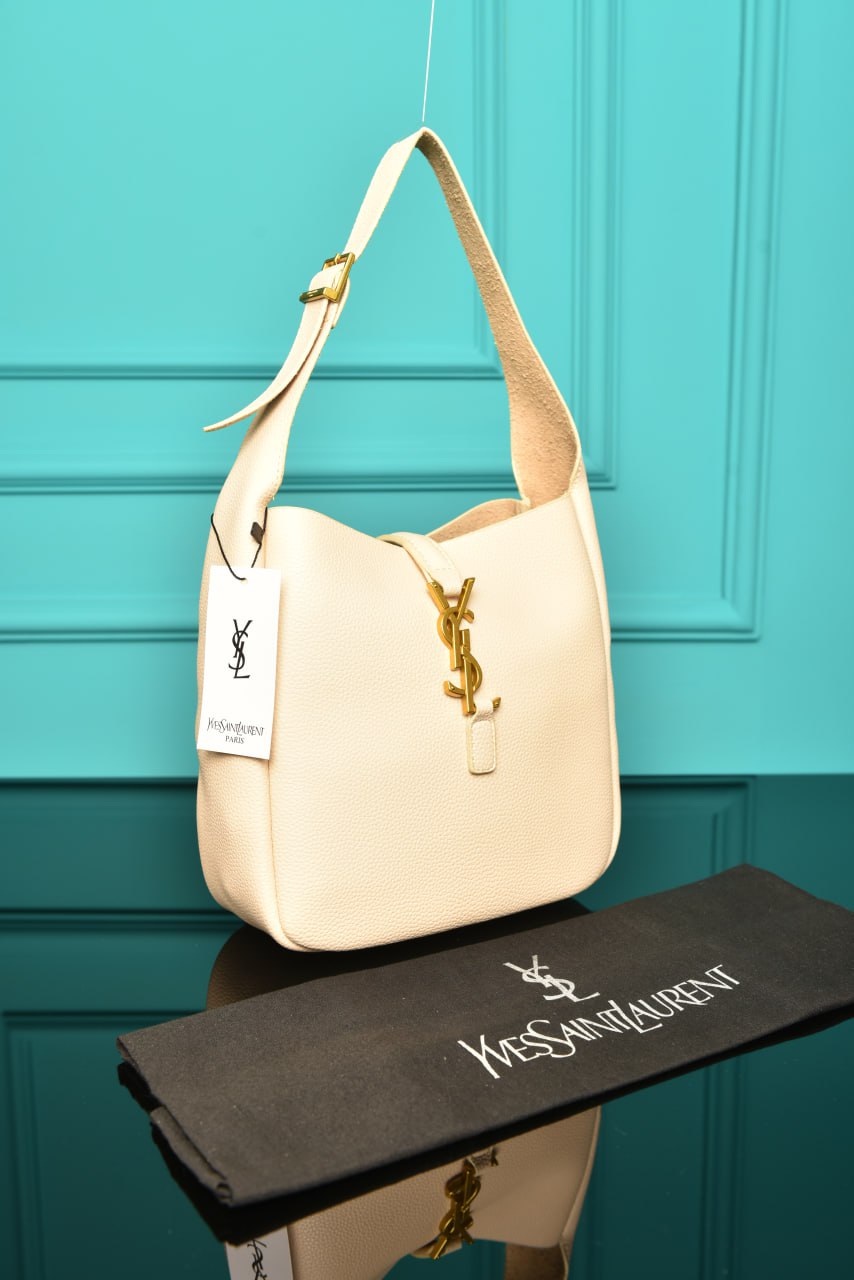 YSI-Le 5 A 7 Supple Small in Suede