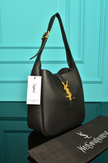 YSI-Le 5 A 7 Supple Small in Suede