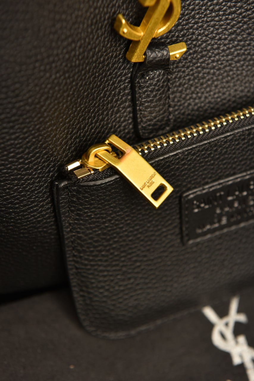 YSI-Le 5 A 7 Supple Small in Suede