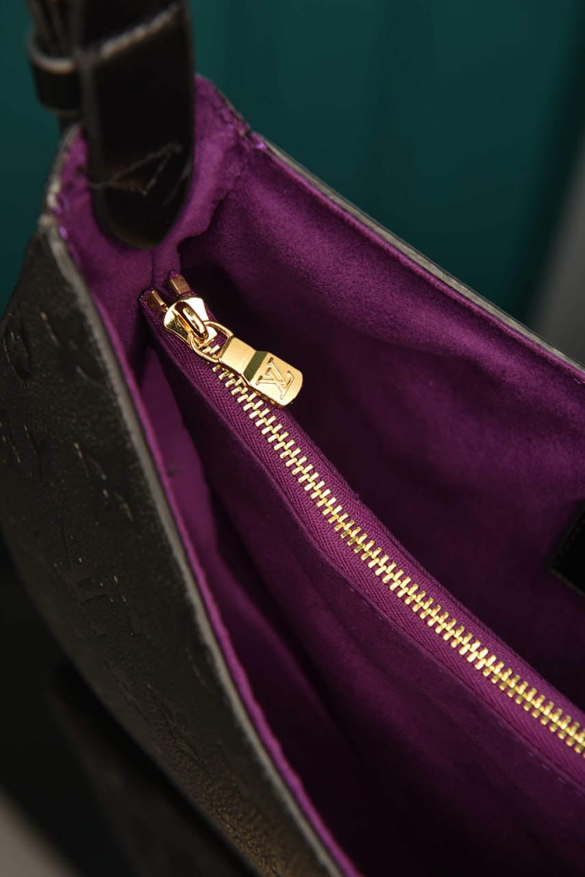 LVS-Low Key Shoulder Bag