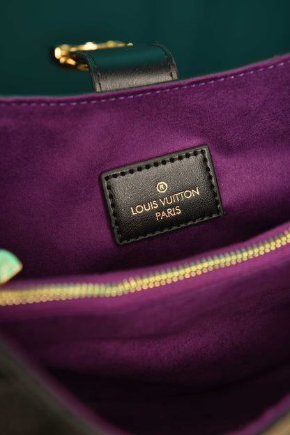 LVS-Low Key Shoulder Bag