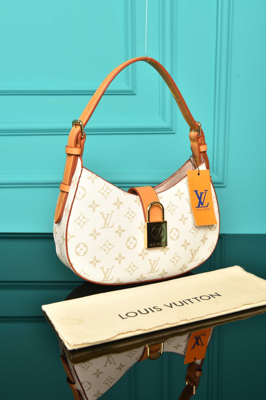 LVS - Low Key Shoulder Bag