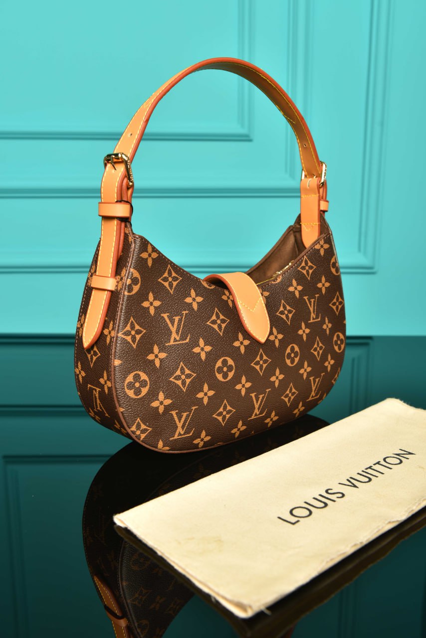 LVS - Low Key Shoulder Bag