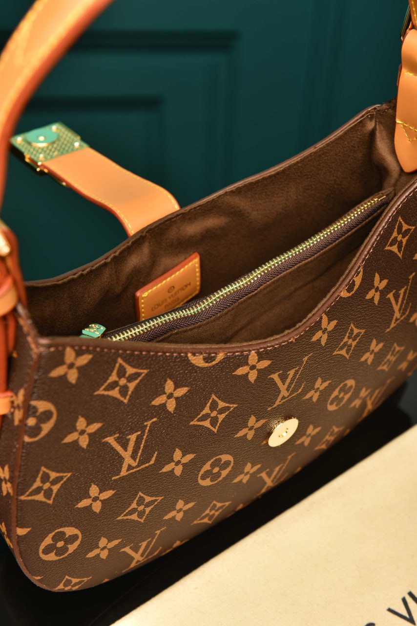 LVS - Low Key Shoulder Bag