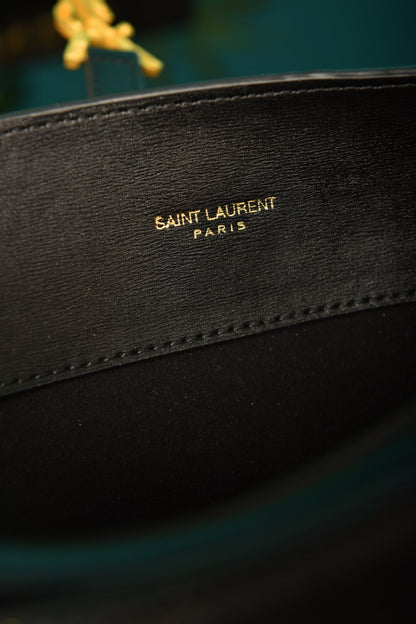 YSI- e 37 in Shiny Leather