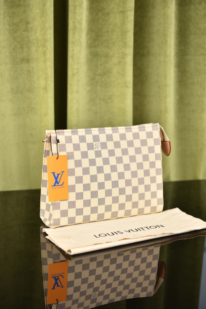 LVS-Toiletry Pouch